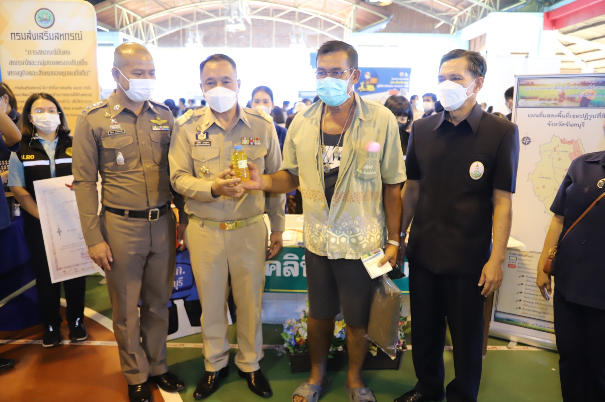 title - ร่วมออกหน่วยบริการคลินิคกฎหมาย ในโครงการคลินิกเกษตรเคลื่อนที่ในพระราชานุเคราะห์ สมเด็จพระบรมโอรสาธิราชฯ สยามมกุฎราชกุมาร 